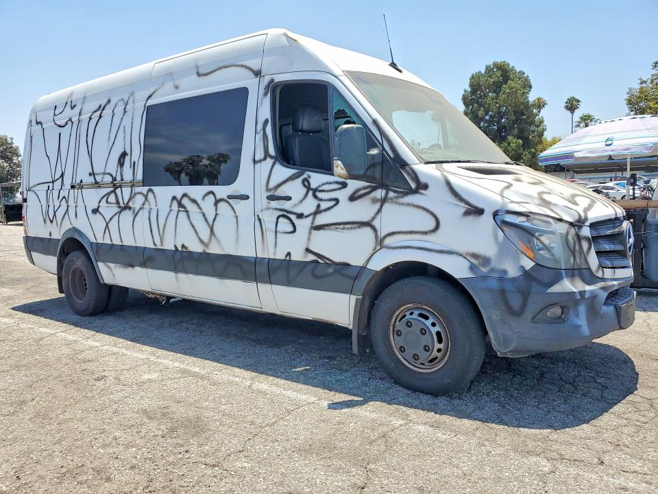 2017 Mercedes-benz VIN WD3PF1CD7HP547748 COPART salvage auction — VANDALISM, CA - SALVAGE CERTIFICATE, sold $3,050 on 2026-07-29 (photo 4)