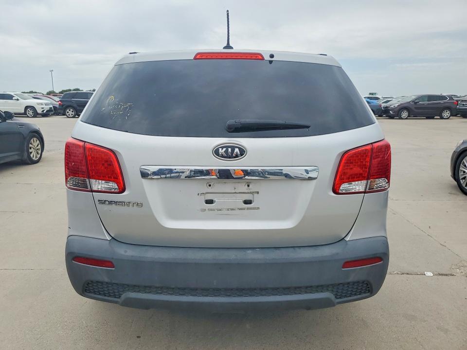 2011 Kia Sorento VIN 5XYKT3A10BG075724 COPART salvage auction — NORMAL WEAR, Sc - Certificate Of Title (P), sold $1,100 on 2026-07-09 (photo 6)
