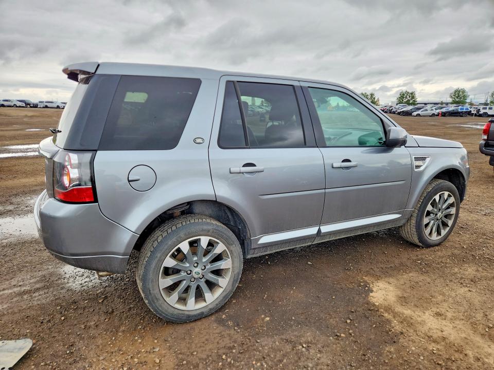 2014 Land rover Lr2 VIN SALFR2BG4EH414390 COPART salvage auction — MECHANICAL, Ab - Bos - Active, sold $1,100 on 2026-07-14 (photo 3)