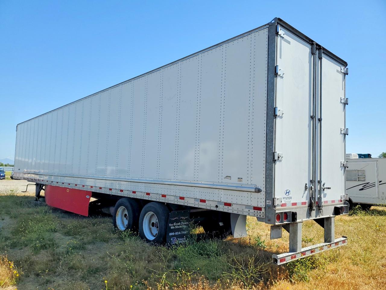 2020 F9w5 VIN 3H3V532C5LT201063 COPART salvage auction — Rollover, CA - SALVAGE CERTIFICATE, sold $4,850 on 2026-07-08 (photo 3)