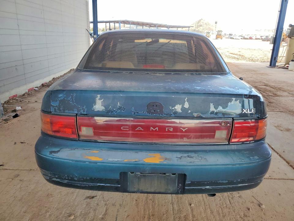 1994 Toyota Camry VIN 4T1SK13EXRU372026 COPART salvage auction — FRONT END, AZ - CERT OF TITLE - SALVAGE, sold $225 on 2026-07-02 (photo 6)
