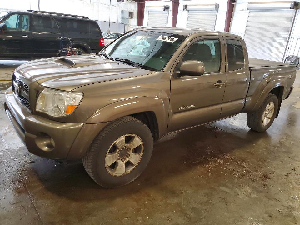2011 Toyota Tacoma VIN 5TFUU4EN5BX009160 COPART salvage auction — SIDE, Wi - Non Public Clean Title, sold $3,700 on 2026-07-06 (photo 1)