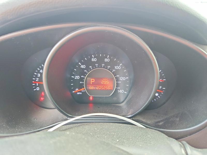 2016 Kia Soul VIN KNDJP3A51G7271212 COPART salvage auction — HAIL, Mo - Salvage Certificate Of Title, sold $875 on 2026-07-27 (photo 8)