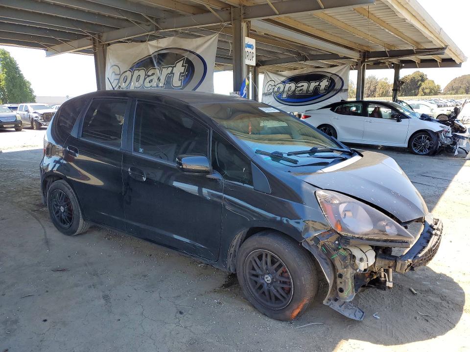 2013 Honda Fit VIN JHMGE8H37DC056338 COPART salvage auction — FRONT END, Ca - Salvage Certificate, sold $275 on 2026-07-02 (photo 4)