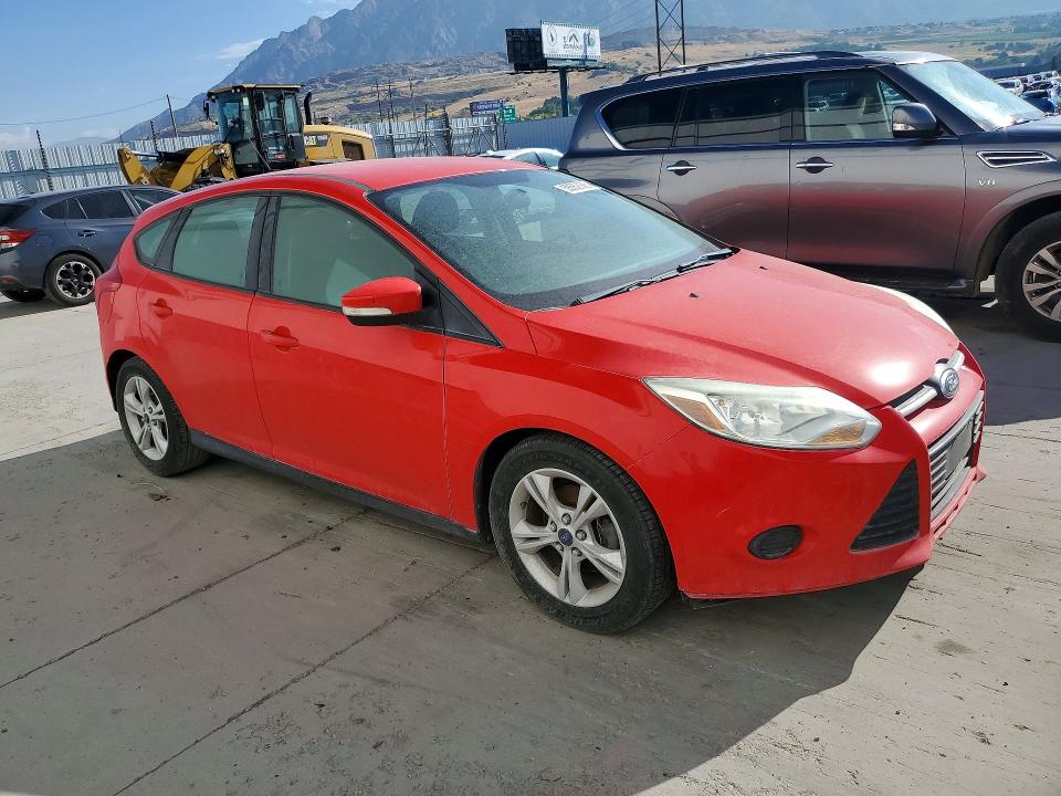 2014 Ford VIN 1FADP3K20EL312473 COPART salvage auction — MECHANICAL, Id - Certificate Of Title, sold $325 on 2026-08-03 (photo 4)