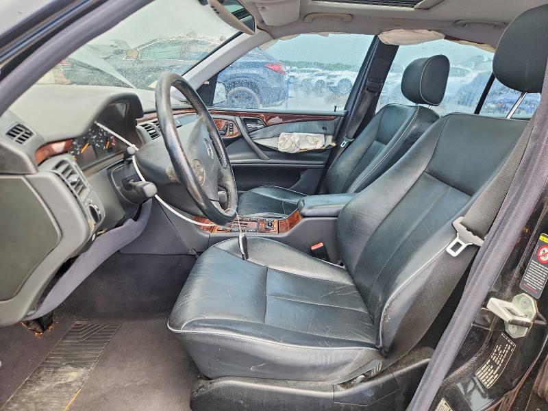 2000 Mercedes-benz E-class VIN WDBJF65J4YB061311 COPART salvage auction — REAR END, Tx - Salvage Vehicle Title, sold $175 on 2026-07-27 (photo 7)