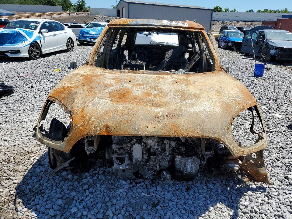 2019 Mini Cooper VIN WMZYV5C5XK3F57513 COPART salvage auction — BURN, TX - NONREPAIRABLE TITLE, sold $200 on 2026-08-11 (photo 5)