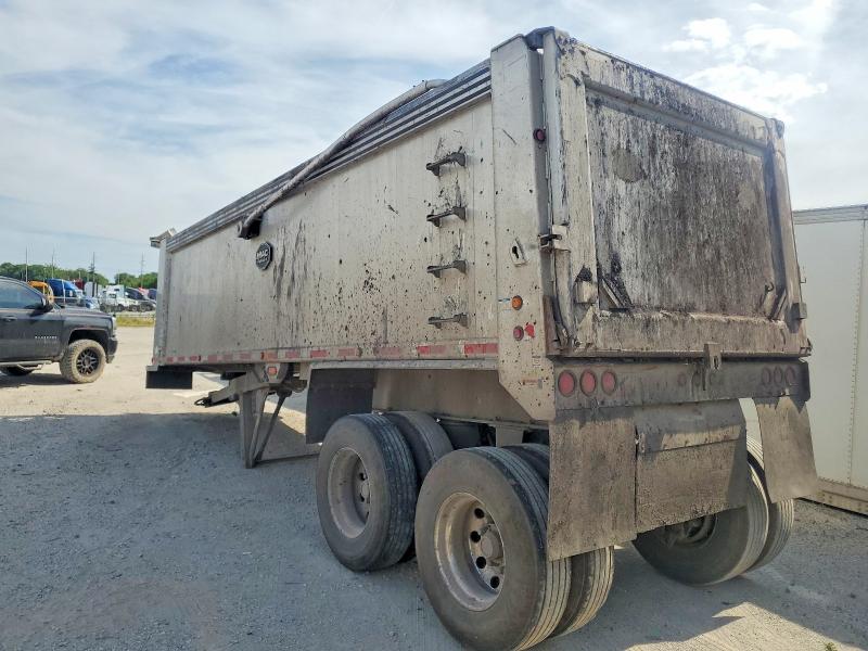 2018 Mac Trailer VIN 5MADN2427JC042572 COPART salvage auction — ROLLOVER, IL - SALVAGE CERTIFICATE, sold $3,150 on 2026-07-23 (photo 3)