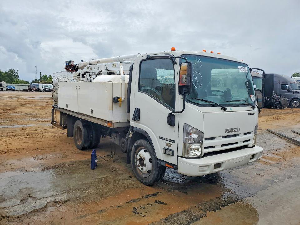 2012 Isuzu Npr VIN 54DC4W1B2CS803319 COPART salvage auction — MINOR DENT/SCRATCHES, FL - CERTIFICATE OF TITLE, sold $3,850 on 2026-07-08 (photo 4)