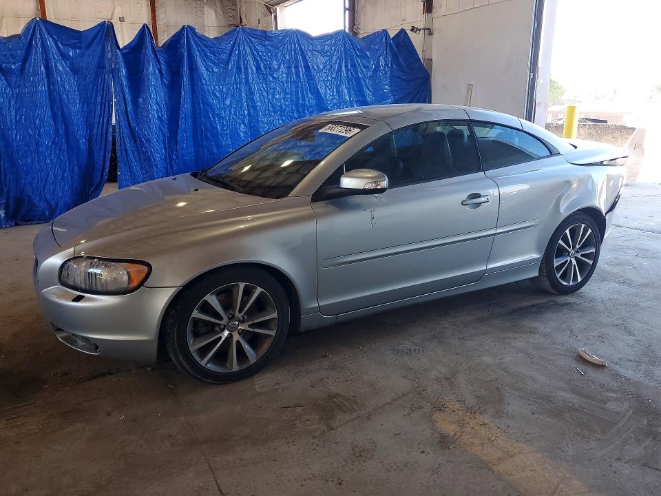 2010 Volvo C70 VIN YV1672MC4AJ090118 COPART salvage auction — REAR END, Ky - Cert Of Title-Salvage, sold $275 on 2026-08-20 (photo 1)