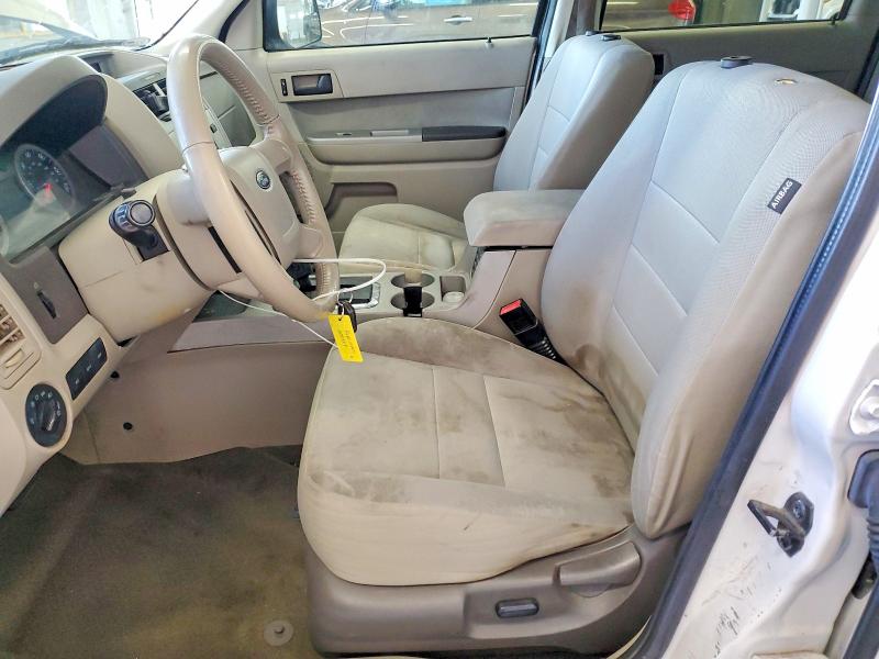 2011 Ford VIN 1FMCU0D78BKA38779 COPART salvage auction — MINOR DENT/SCRATCHES, Wa - Vehicle Cert Of Ownership-Titl, sold $325 on 2026-07-09 (photo 7)