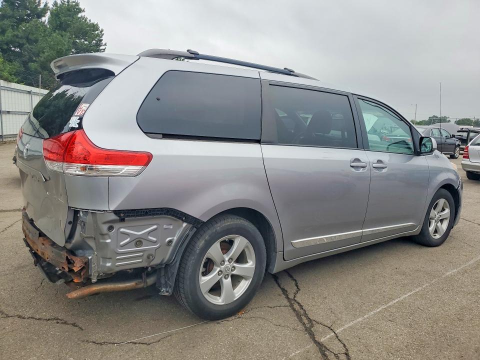 2011 Toyota Sienna VIN 5TDKK3DC5BS163915 COPART salvage auction — REAR END, Oh - Cert Of Title-Salvage, sold $2,100 on 2026-07-06 (photo 3)