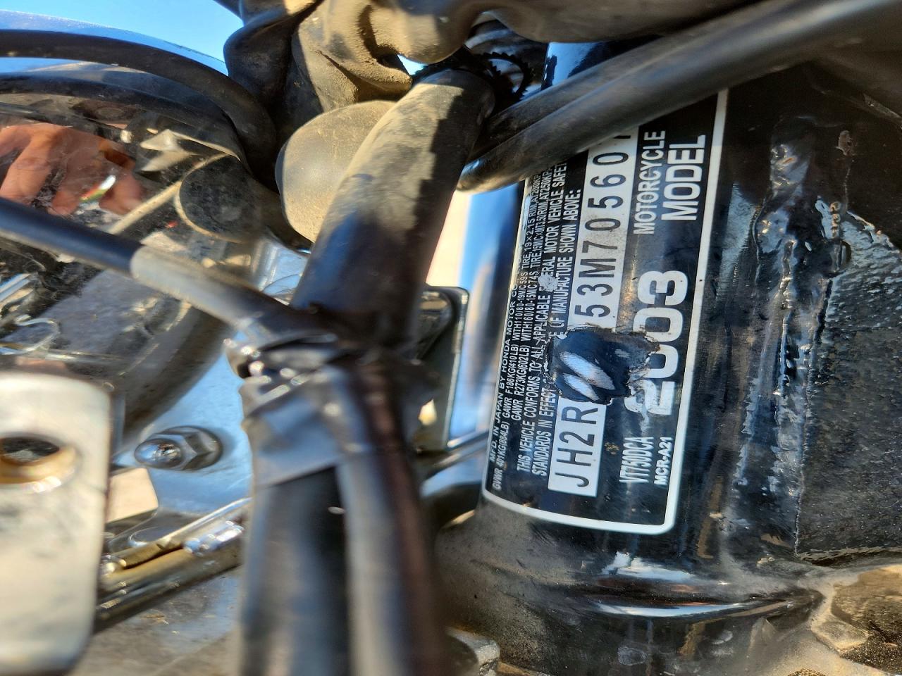 2003 Honda VT750 VIN JH2RC44053M705607 COPART salvage auction — Side, MO - SALVAGE CERTIFICATE OF TITLE, sold $475 on 2026-07-09 (photo 9)
