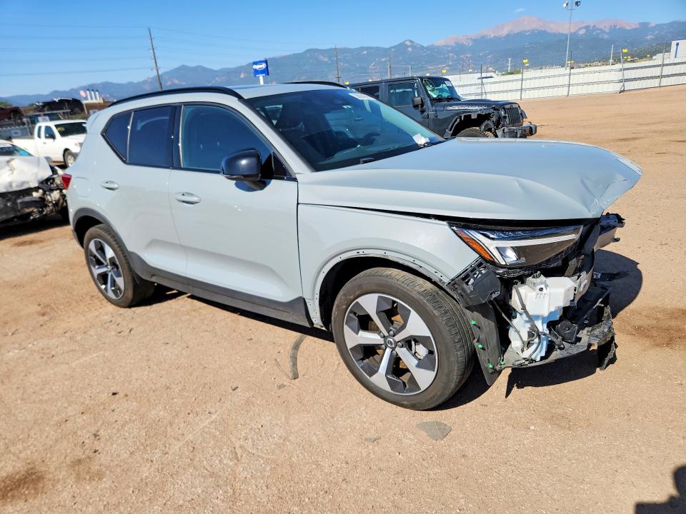 2024 Volvo Xc40 VIN YV4L12UK2R2287860 COPART salvage auction — FRONT END, Co - Salvage Title, sold $7,100 on 2026-07-15 (photo 4)