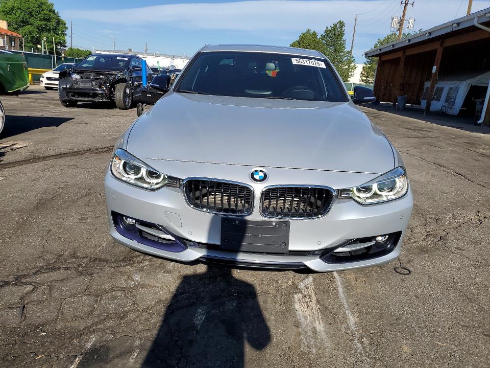 2013 BMW 1er VIN WBA3F9C55DF145283 COPART salvage auction — MINOR DENT/SCRATCHES, Co - Public - Salvage Title, sold $1,750 on 2026-07-16 (photo 5)