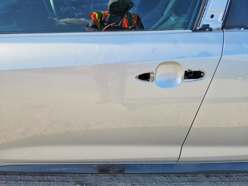 2020 Toyota Corolla VIN 5YFS4RCE4LP045008 COPART salvage auction — FRONT END, Tx - Salvage Vehicle Title, sold $5,800 on 2026-07-31 (photo 7)