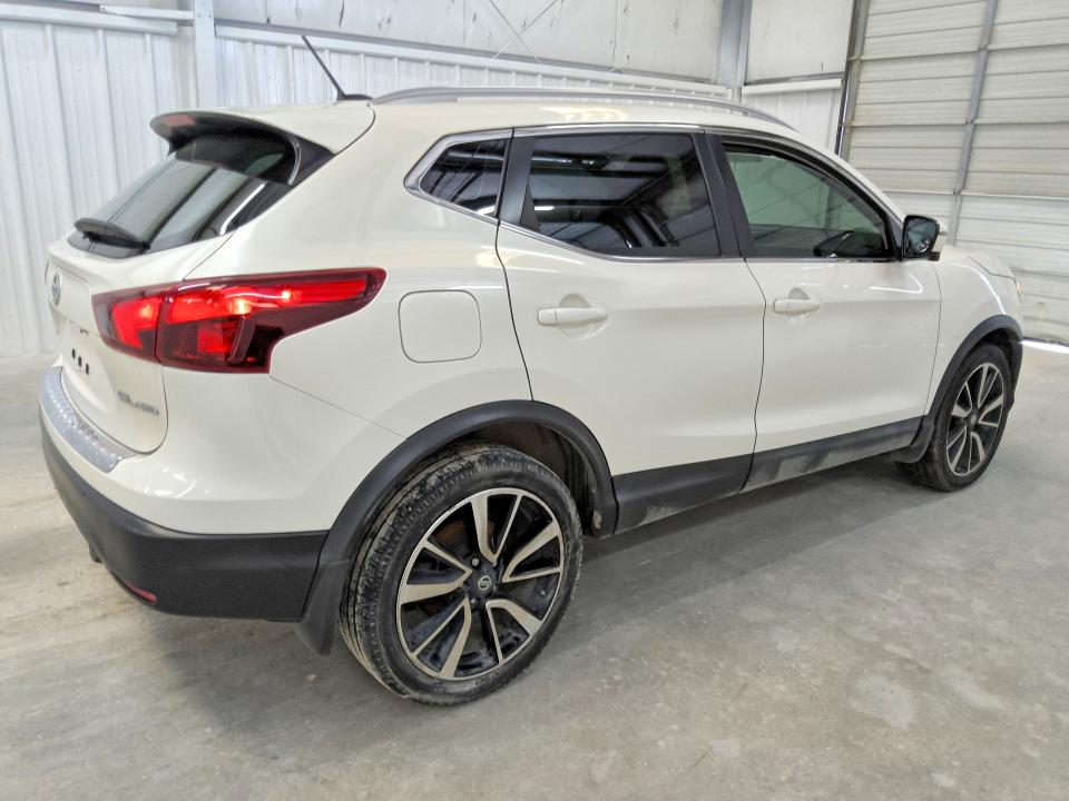 2017 Nissan Rogue sport VIN JN1BJ1CR8HW115396 COPART salvage auction — MECHANICAL, TX - CERTIFICATE OF TITLE, sold $525 on 2026-07-16 (photo 3)