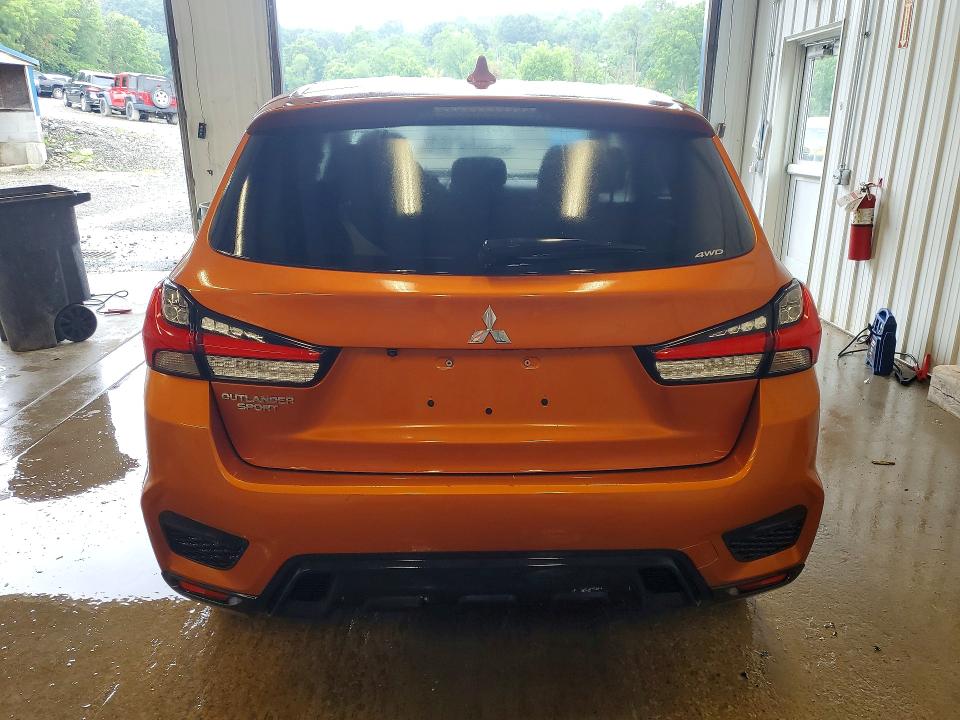 2024 Mitsubishi Outlander VIN JA4ARUAU4RU015958 COPART salvage auction — MINOR DENT/SCRATCHES, Wv - Dealer Only Clean Title (P), sold $6,500 on 2026-07-29 (photo 6)