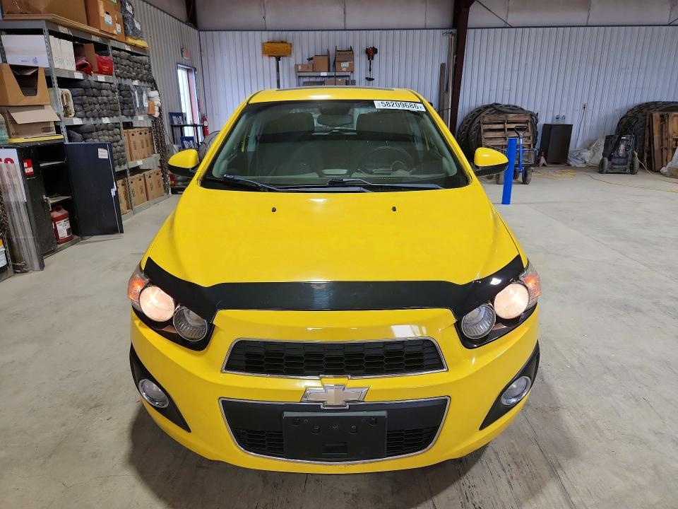 2015 Chevrolet VIN 1G1JC6SH4F4181924 COPART salvage auction — MINOR DENT/SCRATCHES, Pa - Cert Of Title (P), sold $1,450 on 2026-07-02 (photo 5)