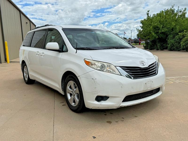 2014 Toyota Sienna VIN 5TDKK3DC8ES511162 COPART salvage auction — MINOR DENT/SCRATCHES, Tx - Certificate Of Title (P), sold $2,300 on 2026-07-02 (photo 1)
