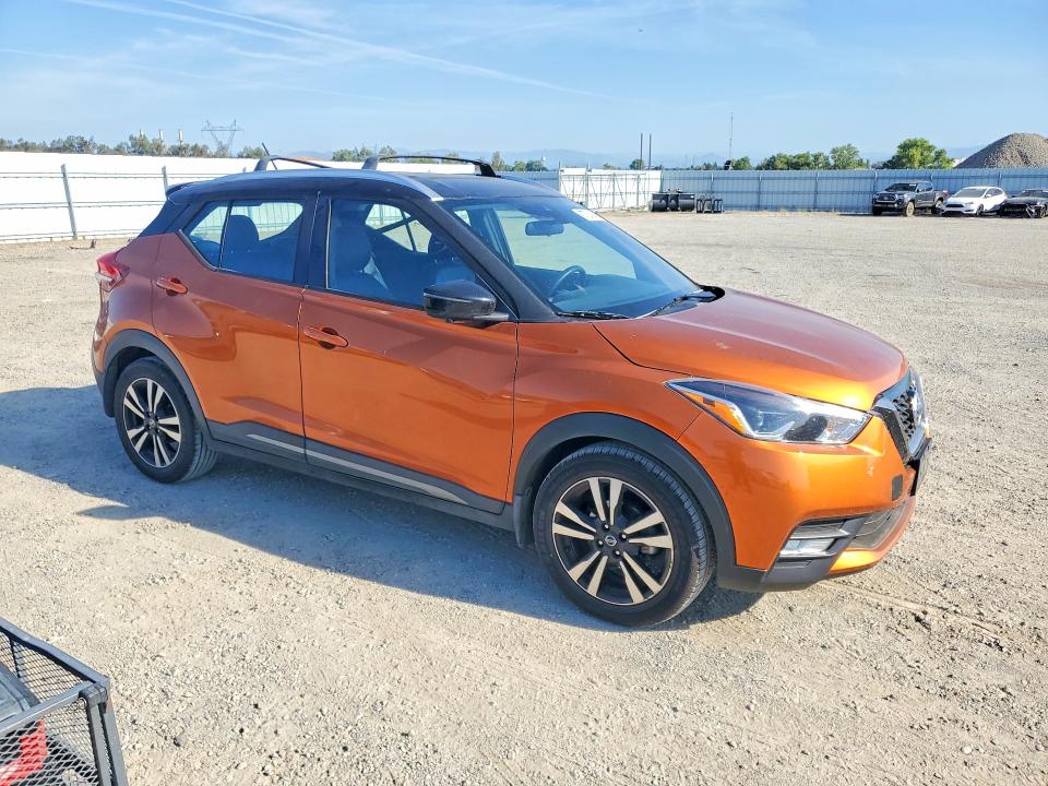 2020 Nissan VIN 3N1CP5DV5LL491722 COPART salvage auction — MINOR DENT/SCRATCHES, Ca - Salvage Certificate, sold $1,000 on 2026-07-24 (photo 4)