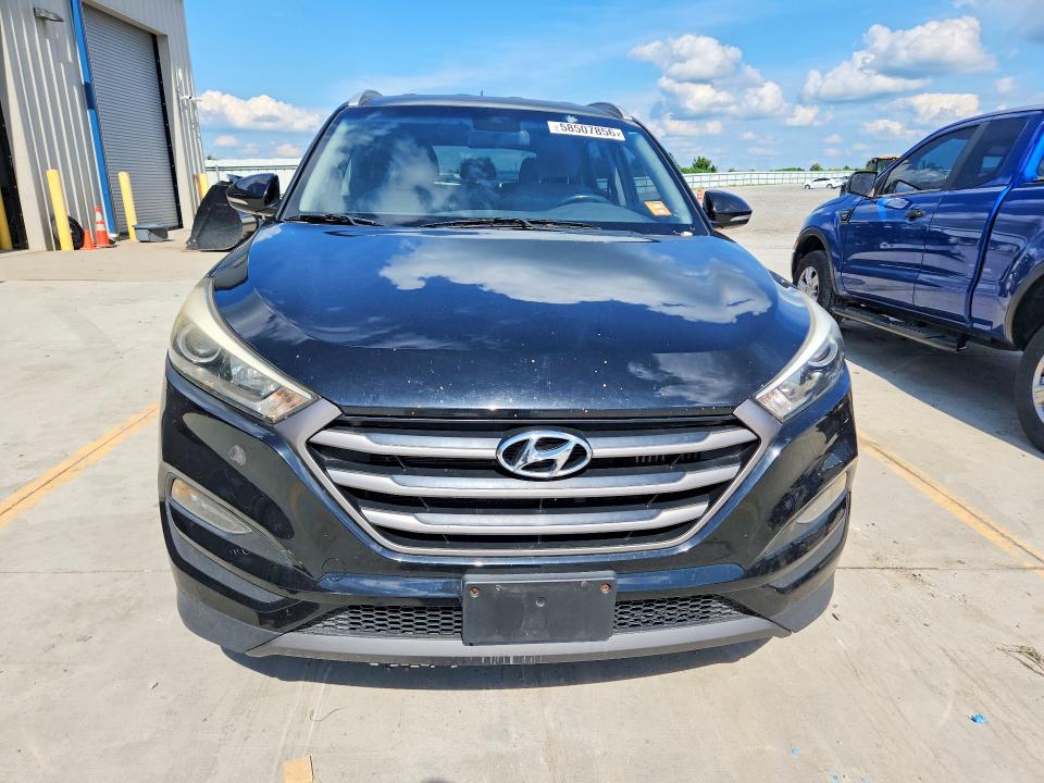 2016 Hyundai VIN KM8J33A25GU044734 COPART salvage auction — MINOR DENT/SCRATCHES, Il - Certificate Of Title (P), sold $4,500 on 2026-07-30 (photo 5)