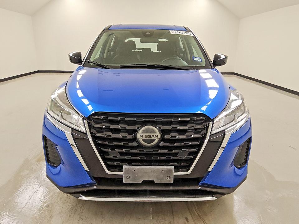 2024 Nissan Kicks VIN 3N1CP5BV7RL594412 COPART salvage auction — MINOR DENT/SCRATCHES, TX - CERTIFICATE OF TITLE, sold $10,300 on 2026-07-30 (photo 5)