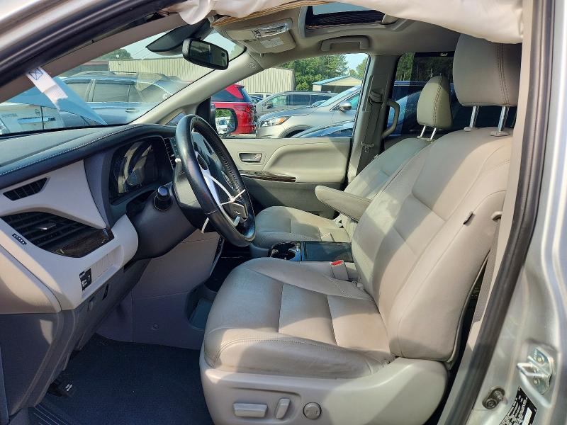 2020 Toyota Sienna VIN 5TDYZ3DC5LS050070 COPART salvage auction — REAR END, MD - CERT OF SALVAGE > 75% DAMAGE, sold $6,500 on 2026-07-28 (photo 7)