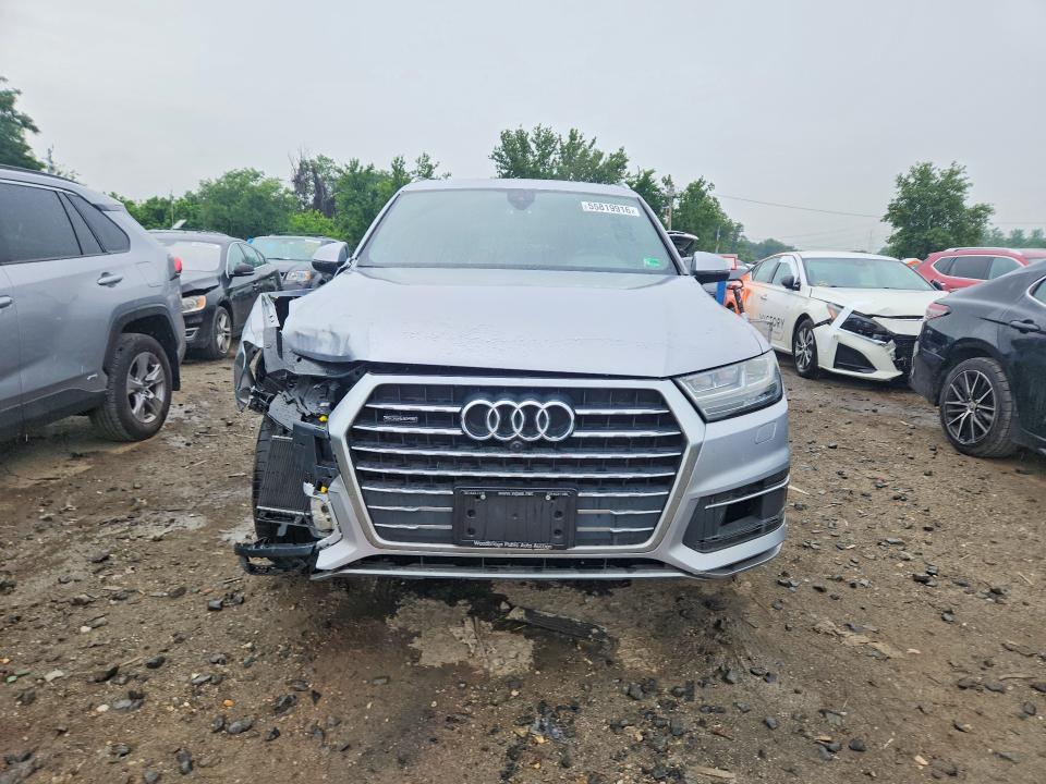 2019 Audi Q7 VIN WA1LAAF77KD035046 COPART salvage auction — FRONT END, Va - Certificate Of Title, sold $4,000 on 2026-07-09 (photo 5)