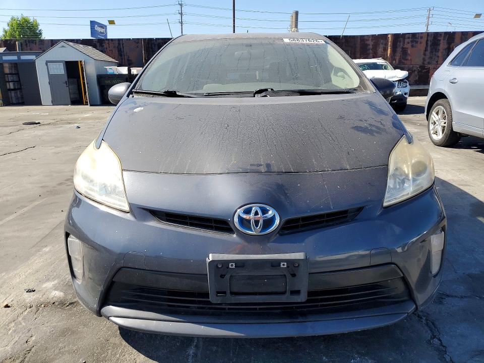 2015 Toyota Prius VIN JTDKN3DU6F0479929 COPART salvage auction — SIDE, Ca - Dis/Dlr/Exp Only Clean Title, sold $575 on 2026-07-06 (photo 5)