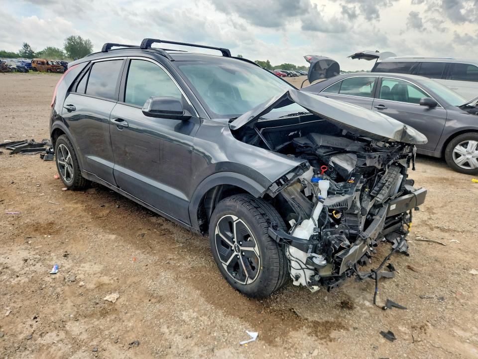 2023 Kia Niro VIN KNDCR3LE4P5038081 COPART salvage auction — FRONT END, Il - Salvage Certificate, sold $2,350 on 2026-07-28 (photo 4)