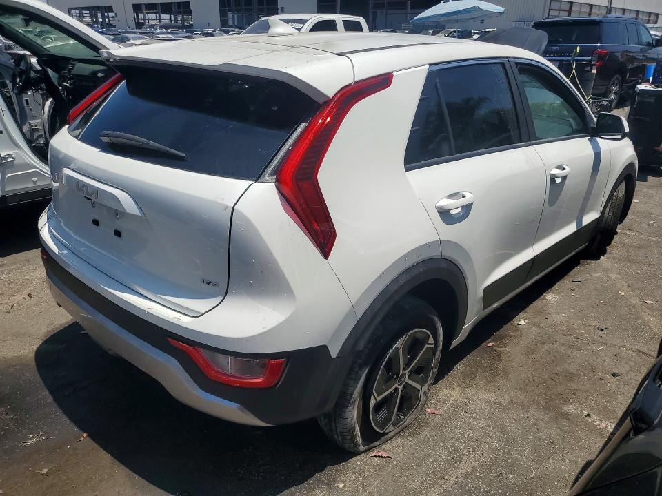 2026 Kia Niro VIN KNDCP3LE5T5330497 COPART salvage auction — FRONT END, CA - CERTIFICATE OF TITLE, sold $5,700 on 2026-07-08 (photo 3)