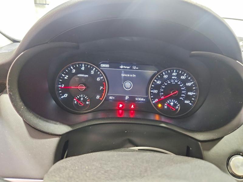2018 Kia Stinger VIN KNAE25LA5J6011198 COPART salvage auction — NORMAL WEAR, MO - CERT OF TITLE-REPOSSESSED, sold $9,800 on 2026-08-04 (photo 9)