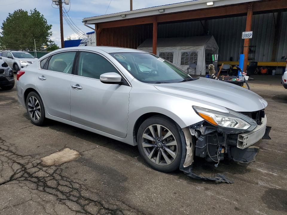 2017 Nissan Altima VIN 1N4AL3AP0HC266479 COPART salvage auction — FRONT END, Co - Public - Salvage Title, sold $1,200 on 2026-07-09 (photo 4)