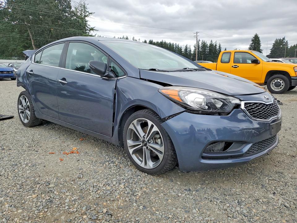 2016 Kia Forte VIN KNAFZ4A84G5578043 COPART salvage auction — REAR END, WA - BILL OF SALE, sold $1,500 on 2026-07-31 (photo 4)
