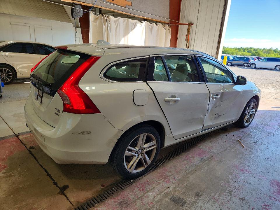 2015 Volvo VIN YV1612SC2F1206041 COPART salvage auction — SIDE, Pa - Certificate Of Salvage, sold $1,100 on 2026-07-06 (photo 3)
