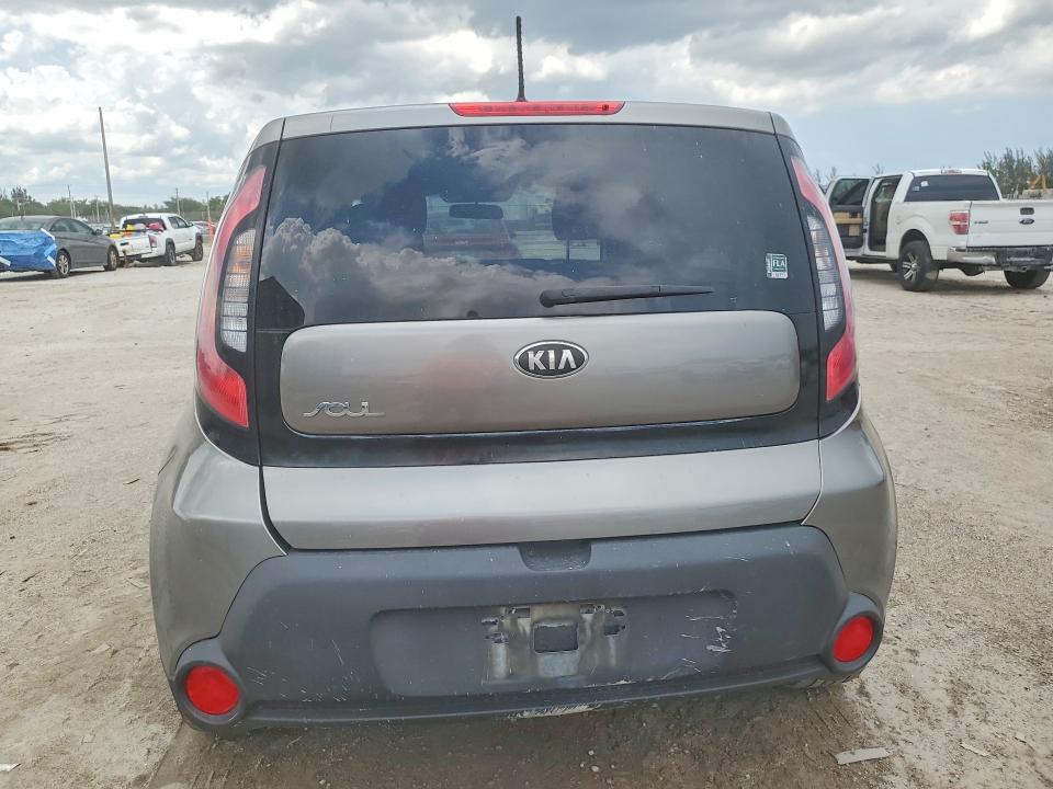 2015 Kia Soul VIN KNDJN2A23F7175814 COPART salvage auction — MINOR DENT/SCRATCHES, Fl - Certificate Of Title, sold $1,000 on 2026-07-14 (photo 6)