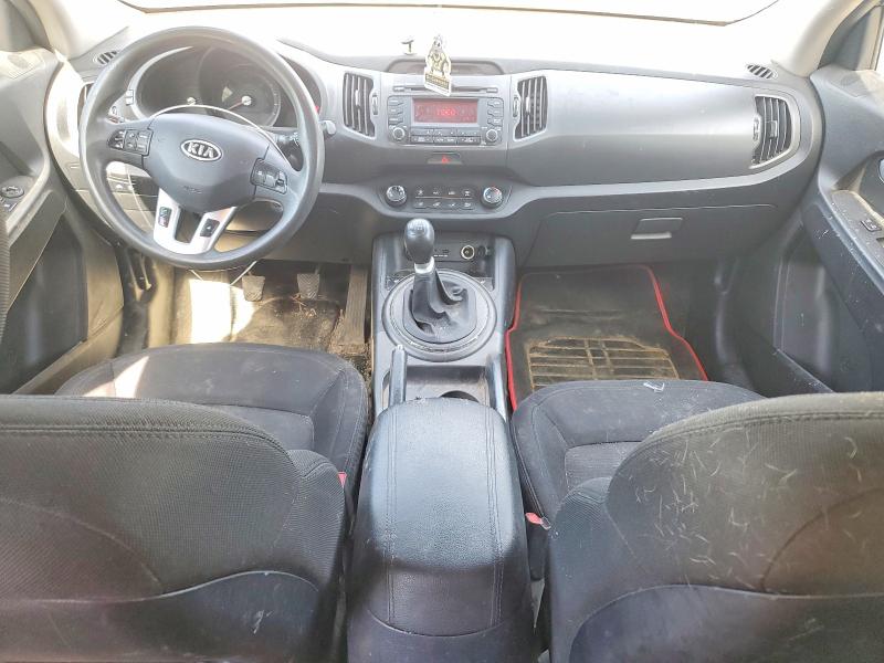 2011 Kia Sportage VIN KNDPB3A20B7129537 COPART salvage auction — MINOR DENT/SCRATCHES, On - Permit No Brand - Unfit, sold $200 on 2026-07-03 (photo 8)