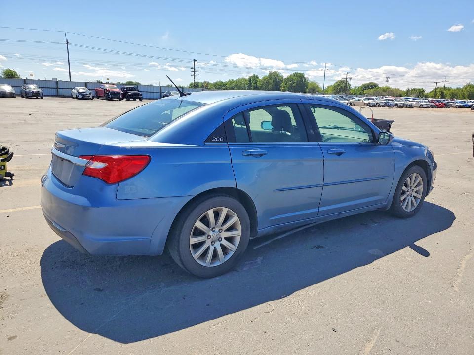 2011 Chrysler 200 VIN 1C3BC1FG8BN553614 COPART salvage auction — REAR END, Id - Certificate Of Title, sold $300 on 2026-07-09 (photo 3)