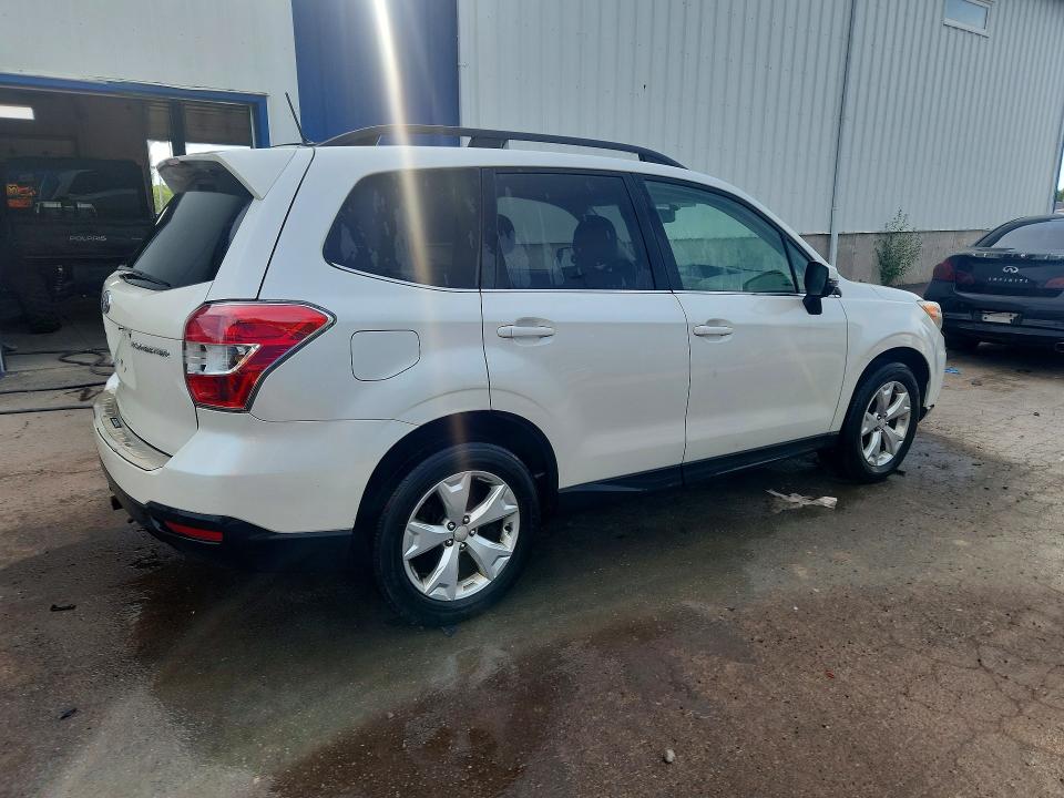 2014 Subaru VIN JF2SJCLC3EH458588 COPART salvage auction — MINOR DENT/SCRATCHES, Nb - Clean Title, sold $550 on 2026-07-23 (photo 3)