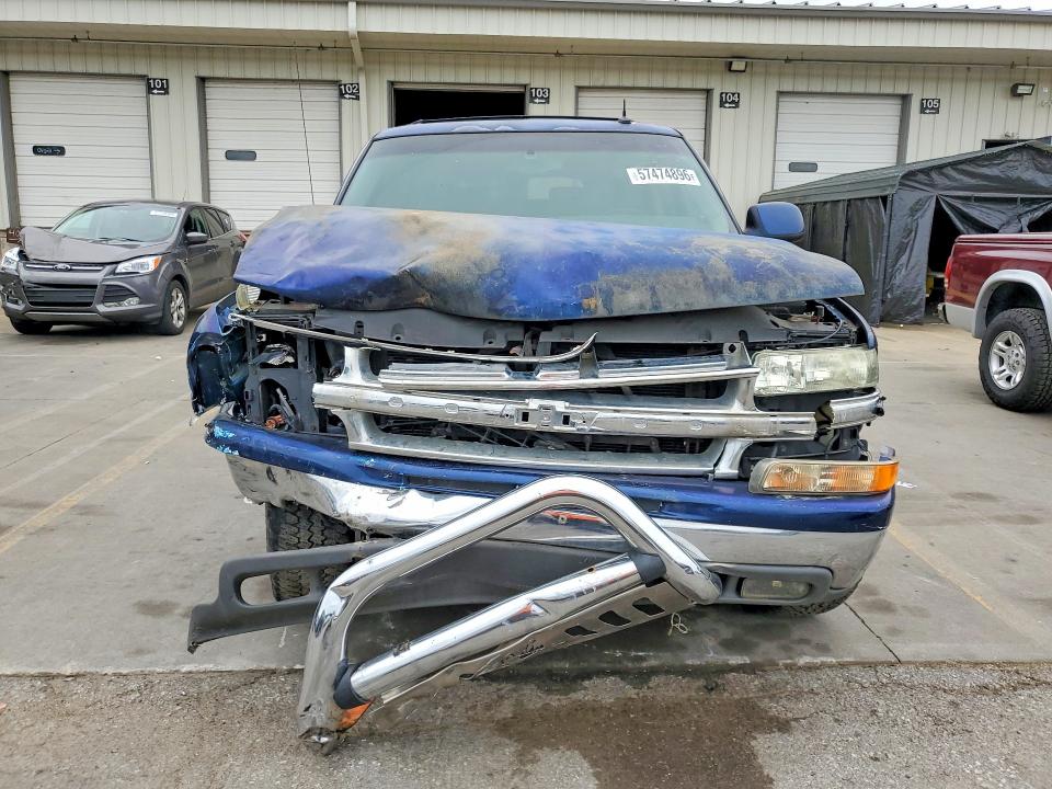 2003 Chevrolet Suburban VIN 1GNFK16ZX3J248892 COPART salvage auction — FRONT END, Ky - Cert Of Title-Salvage, sold $300 on 2026-07-02 (photo 5)