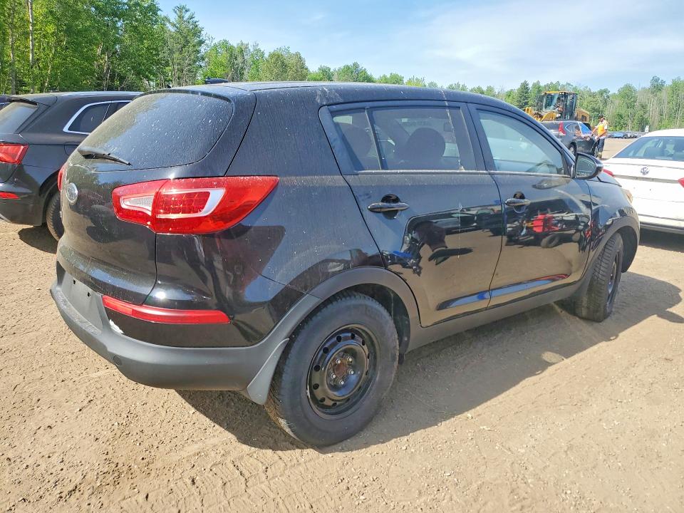 2011 Kia Sportage VIN KNDPB3A20B7129537 COPART salvage auction — MINOR DENT/SCRATCHES, On - Permit No Brand - Unfit, sold $200 on 2026-07-03 (photo 3)