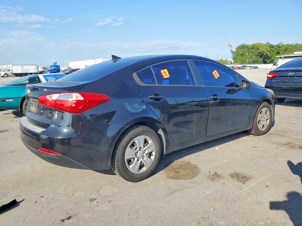 2015 Kia Forte VIN KNAFK4A68F5257690 COPART salvage auction — FRONT END, Fl - Cert Of Title Slvg Rebuildable, sold $550 on 2026-07-15 (photo 3)
