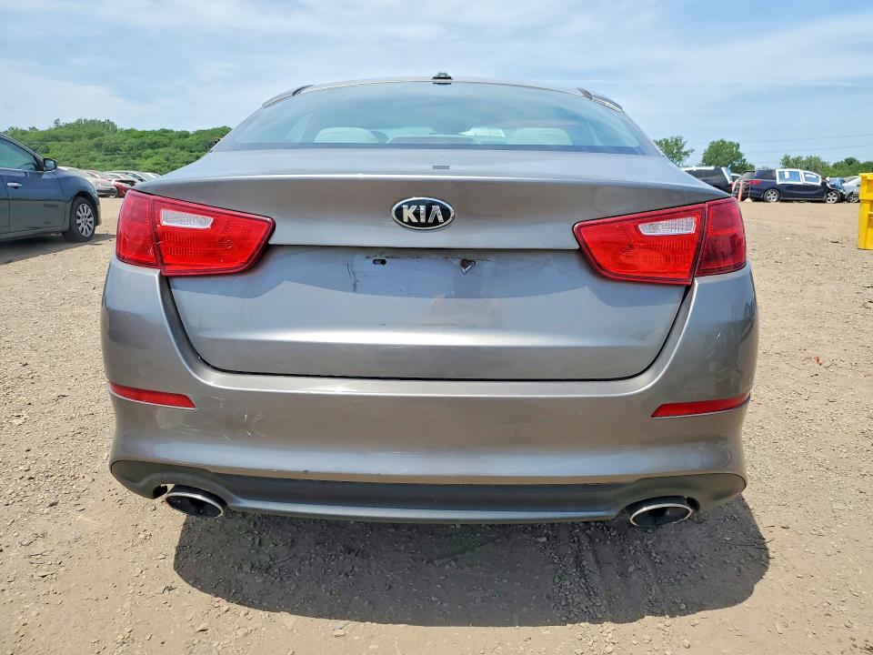 2015 Kia VIN 5XXGM4A72FG452349 COPART salvage auction — VANDALISM, Il - Salvage Certificate, sold $600 on 2026-07-22 (photo 6)