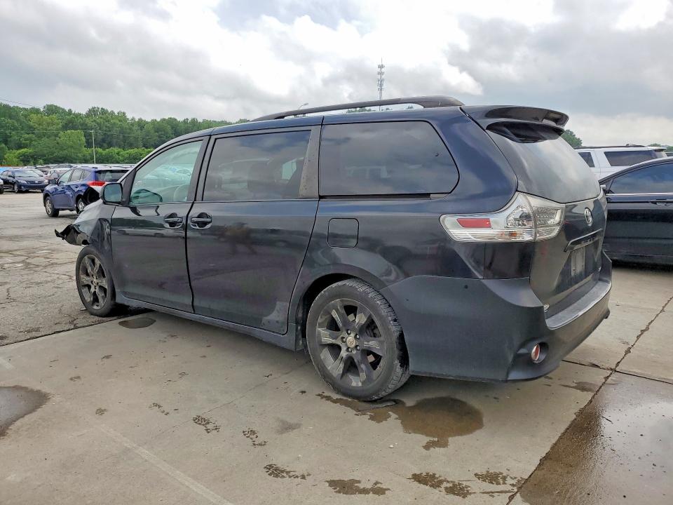 2011 Toyota Sienna VIN 5TDXK3DC5BS029363 COPART salvage auction — FRONT END, Fl - Cert Of Title Slvg Rebuildable, sold $900 on 2026-07-06 (photo 2)