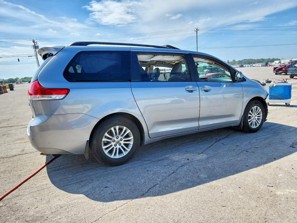 2014 Toyota Sienna VIN 5TDYK3DC4ES434901 COPART salvage auction — SIDE, Tn - Non-Repairable Certificate, sold $900 on 2026-07-13 (photo 3)