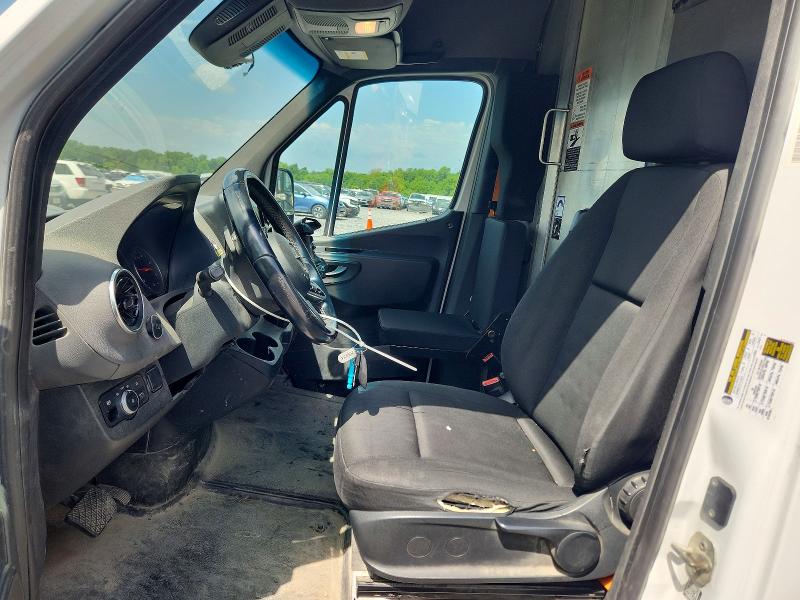 2021 Mercedes-benz VIN W1Y4DCHY7MT064540 COPART salvage auction — REAR END, Nj - Certificate Of Title, sold $9,900 on 2026-07-14 (photo 7)