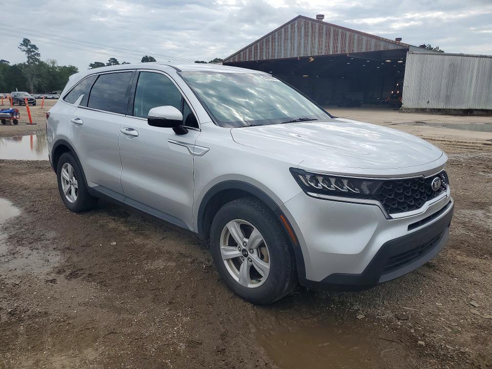 2021 Kia Sorento VIN 5XYRG4LC8MG026569 COPART salvage auction — REAR END, LA - CERT OF TITLE-SALVAGE, sold $1,800 on 2026-07-24 (photo 4)