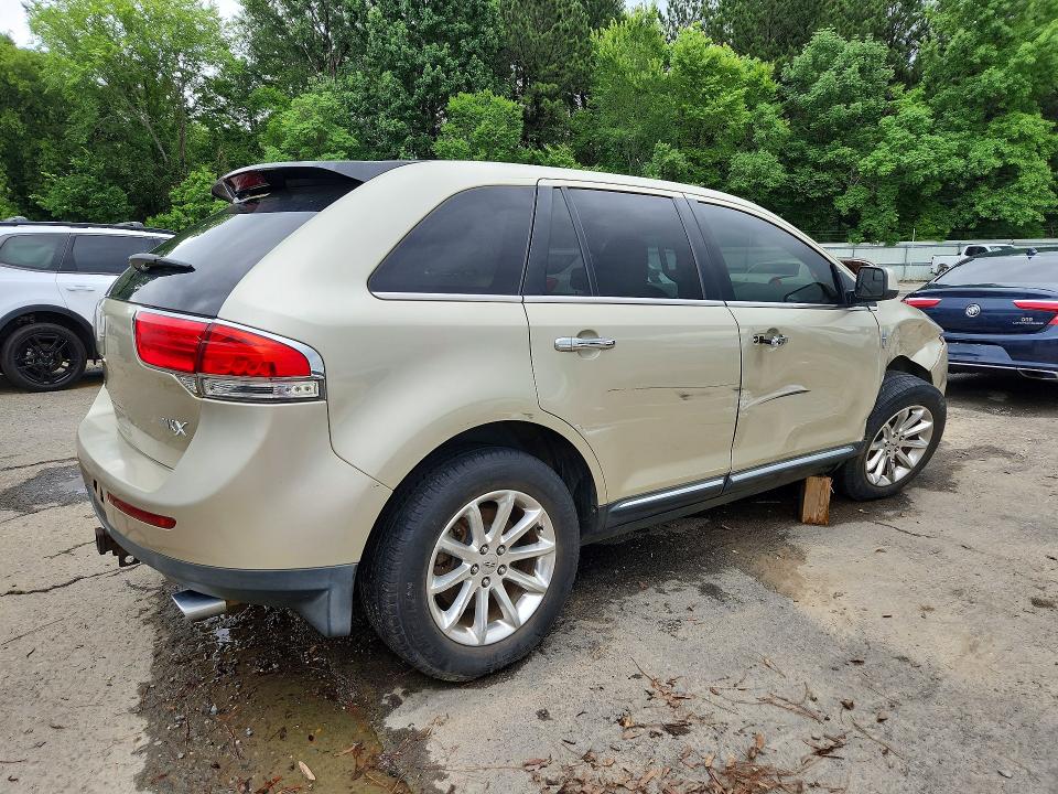 2011 Lincoln Mkx VIN 2LMDJ6JK0BBJ03258 COPART salvage auction — FRONT END, La - Cert Of Title-Salvage, sold $700 on 2026-07-09 (photo 3)