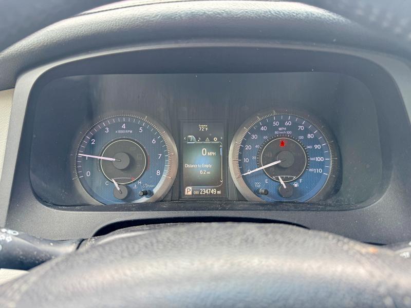 2017 Toyota VIN 5TDDZ3DC2HS167093 COPART salvage auction — NORMAL WEAR, In - Certificate Of Title (P), sold $6,300 on 2026-07-21 (photo 8)